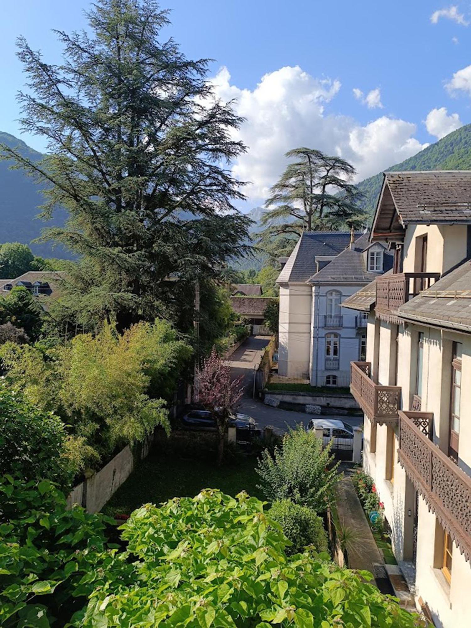 شقة Le Petit Cerf, T3, Wifi, Cave Bagnères-de-Luchon المظهر الخارجي الصورة